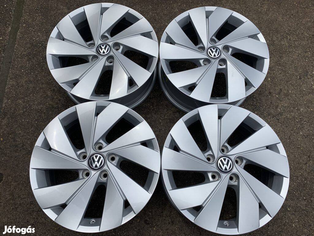 4db gyári 17" VW Golf VIII [Belmont] alufelni. (*2577*)